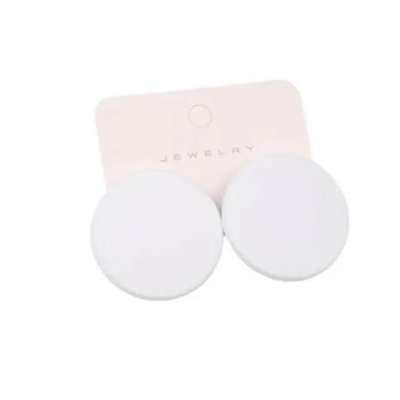 Jewelry - NEW Women white Round circle earrings